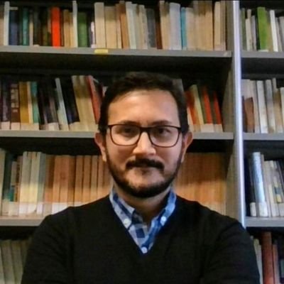 Doctor en Derecho | Prof. de Filosofía del Derecho en @UA_Universidad | Filosofía, constitucionalismo y argumentación jurídicas | Música | Periodismo | Skydive