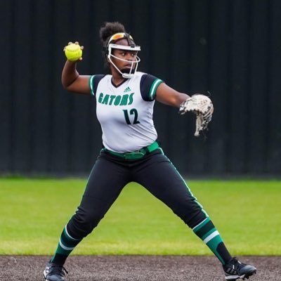 Varsity #12 Softball(MIF & OF, P) SIXERS  #12 Soccer(F, MF) Vicksburg HS C/O 2025. 4.1GPA MAJ: Biomedical Engineer.God, Family, Sports NCAA ID# 2308981776