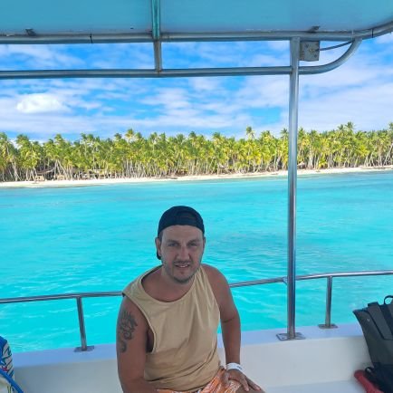 lupilupi32's profile picture. 