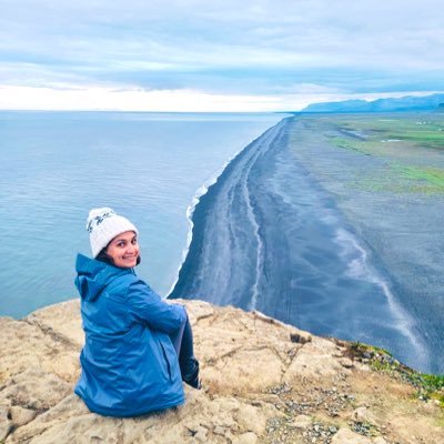 TweeSoni's profile picture. Took the red pill 💊 | A peaceful warrior…🧘🏻‍♀️|  Director @Protiviti