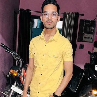 Sr. Graphic designer
Advertising | Social Media | Fashion Design | Images Edited | Logo Design | Banner Design | Wallsticker Design | Textile Design | Poster D
