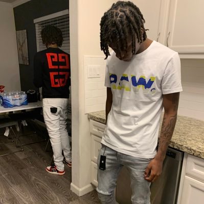 vibewiddjosh's profile picture. 6️⃣