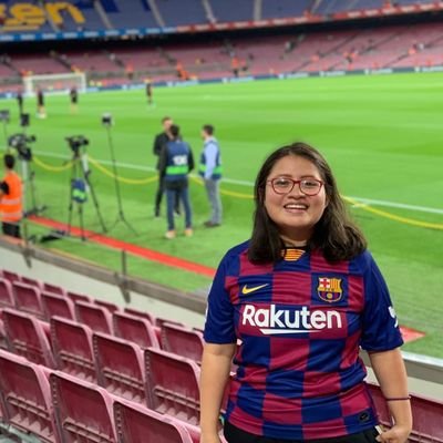 _MeliFuentes_'s profile picture. Hay quienes afirman que no sueñan, pienso que no se acuerdan. Pero no sólo sueñan las personas, también lo hacen los pueblos. Borges