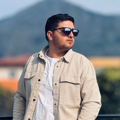 Mhd_Ebrhmi's profile picture. 🎹🎼📱🎧📸🎥