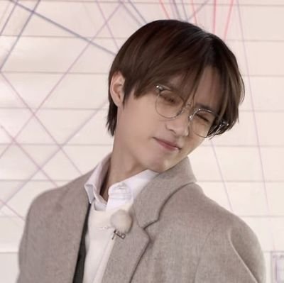 thebreadcatt's profile picture. stan txt for a better life