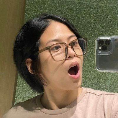 hoeyashi's profile picture. kicking and ranting what else | GADEZ 🦅🏹