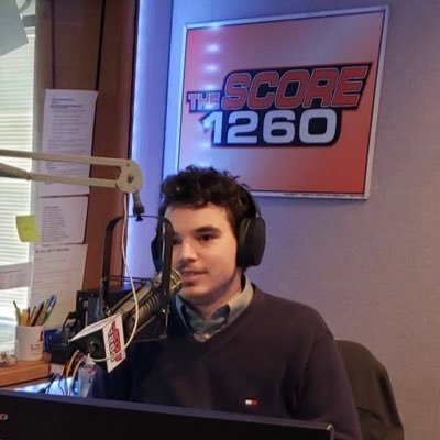 Proud @SUNYOswego and @WNYOSports alum. Outside the Box Score with Mark Rowlands every Saturday at 11:00 AM on @TheScore1260. Producer for @SyracuseMets.