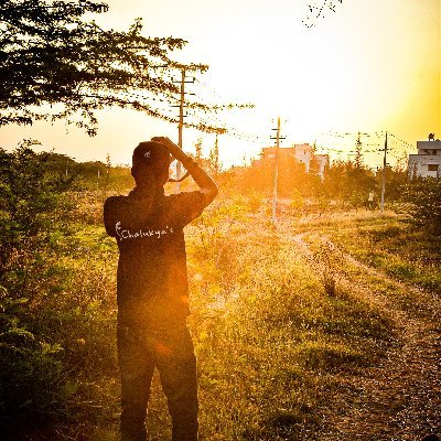r_shankin's profile picture. Indian🇮🇳
https://t.co/rBgQ0X41zu Agri graduate.
https://t.co/E16jOGjdp8 in Horticulture Plant pathology
Hobby guitarist and an amateur photographer