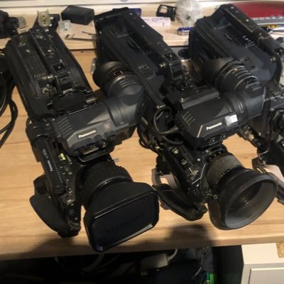 I do stuff with old computers and 90-2000s video equipment.