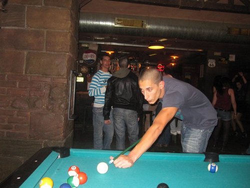 Rafael_Pendon's profile picture. No te creas lo que dicen por ahí de mí que no todo es cierto. Bueno... las cosas malas sí.