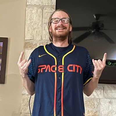 KyleH_town's profile picture. I’m on a journey. @sulsul_hills ❤️ events work: @legacysportsnet @VYPE_Live @SLSpaceCowboys. SNAPPERS⚾️ Previously, 2019 @dallascowboys (EP) Intern.