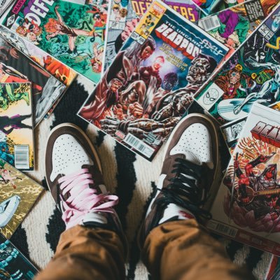 Professeuross's profile picture. Vintage collector / old stuff enthusiast 💥