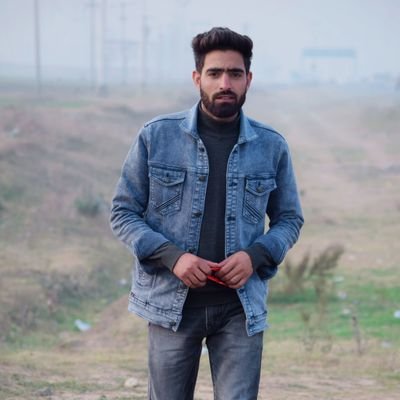 officialZahid12's profile picture. Student 
Alhumdulila  for everything 
Muslim 
from Jammu and Kashmir 
Nature lover.