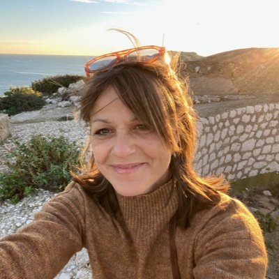 Parent, educator, writer, traveler. Alaskan living in Appalachia since 2002. I value diverse experiences & perspectives. #Peace #conspicuousactsofkindness