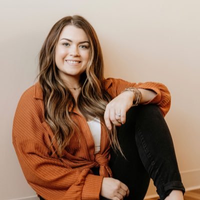 _syylvia's profile picture. flawed. & (still) worthy.