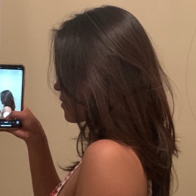 Valeria39409943's profile picture. 