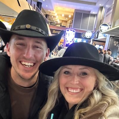 broadwinning's profile picture. 