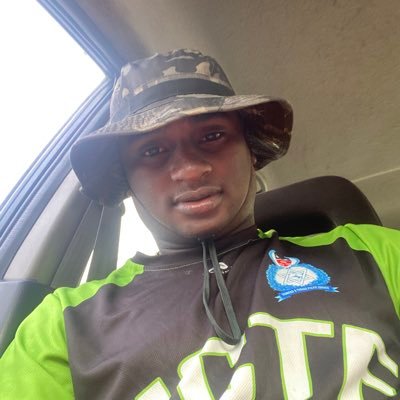 I living my life to the fullest I don’t have a hate towards nobody just stay out my way 🫰🏽💯🤫