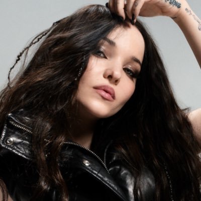 Sua melhor e mais atualizada fonte brasileira de informações sobre a cantora e atriz Dove Cameron, no Brasil. | Fã-clube