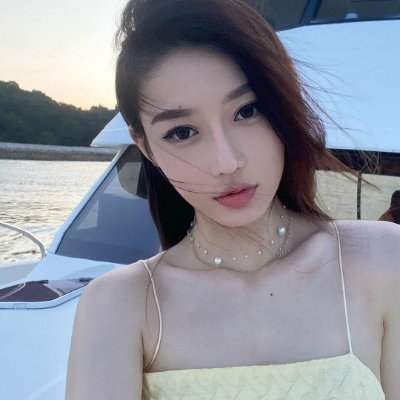 Tvtsdtq's profile picture. Fashion designer