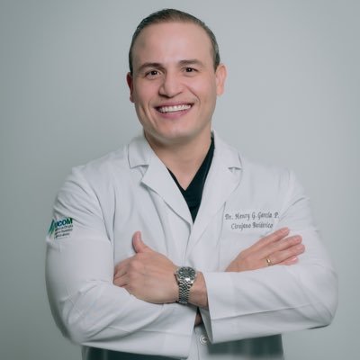 Cirujano Bariatrico Venezolano/ Especialista en Laparoscopia Avanzada/ Profesor Universitario de “LUZ” / Director de UCOM/ Instagram: @drhenrygarcia
