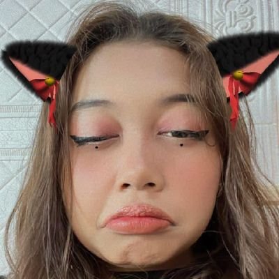 matiajaapaya's profile picture. mau pulang ke rumah tapi ini bukan tentang rumah.