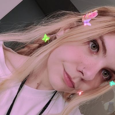 ✨🌙| Game developer 🎮. Technical Artist || ex - Ubisoft. Shitpost, Technical Art, retro modding. https://t.co/wqqzQJFjjL