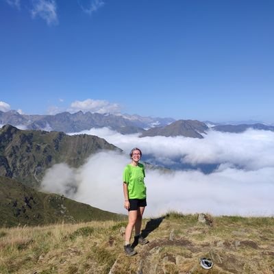 Tocada del 🍄!
Aprenent a ser professora de ciències. Monitora de lleure. Biotecnòloga. Perduda pel Vallès.
