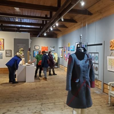 Haliburton's community art gallery, located in a restored 1878 rail station. Exhibitions, gallery shop, programs, events. Tweets by Curator Laurie Jones.