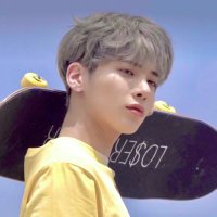 머핀 (@loverwiththsign) 's Twitter Profile