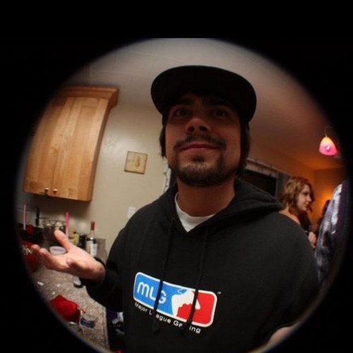 cevtron's profile picture. 