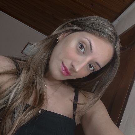 23 | Tauro                                                                           

SC: lucorbaln
 IG: luciacorbalan1
