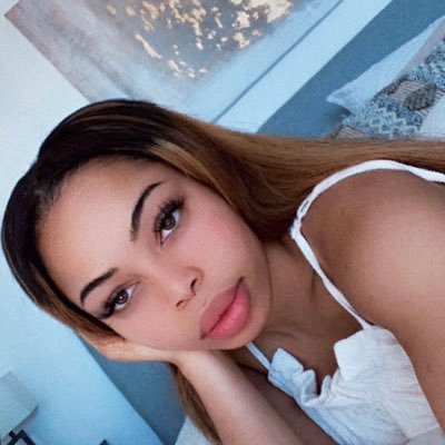 COBRACRAVEEE's profile picture. Everything Queen Cobra. 🥹❤️ We smoke the whole world about Bisi. 💨 We slaughter for Bisi 🩸