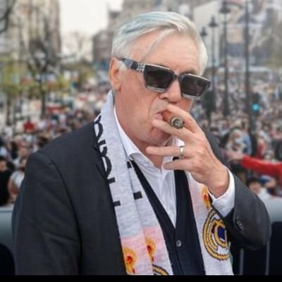 KMenezys's profile picture. Apaixonado pelo Asa❤👻
Alvinegro Sim Senhor ❤😍👻