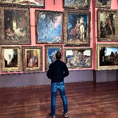 NeO_____'s profile picture. Succesful Entrepeneur. World Traveler. Art Enthusiast.