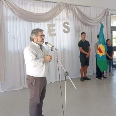 Docente.
Director Provincial de Educación Secundaria de la Prov. de Buenos Aires