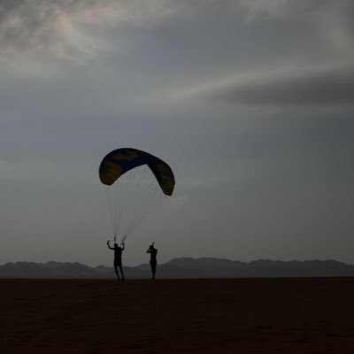 اعانق السحاب اجاور الغيوم محب لبلدي المملكه العربيه السعوديه. اللهم ادم علينا الامن والامان وجعل هذا البلد امن مطمناً وسائر بلاد المسلمين.