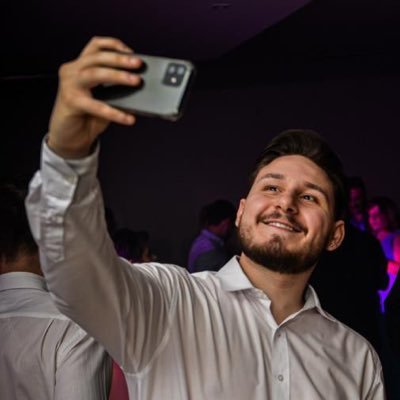 1909 • instagram: bernardofranco_