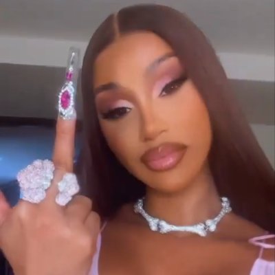 Yktv_gg_'s profile picture. I retweet fights.