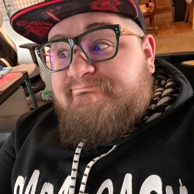 Streamer, comedian, tech enthusiasts, and entrepreneur. Looking to better the world, even if one stream at a time. Business email: robertomendoza8690@gmail.com