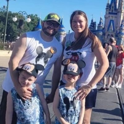 walleyecandy15's profile picture. Go Lions! Go Tigers!