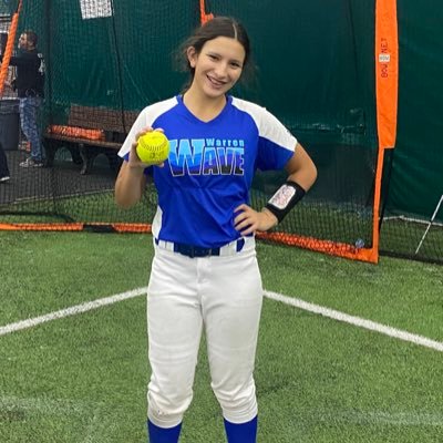 Warren Township High School 2026 | GPA 3.6 🥎 Warren Wave 16u TM Exposure | RHP/MI 🏐Precision Volleyball Club | Outside Hitter