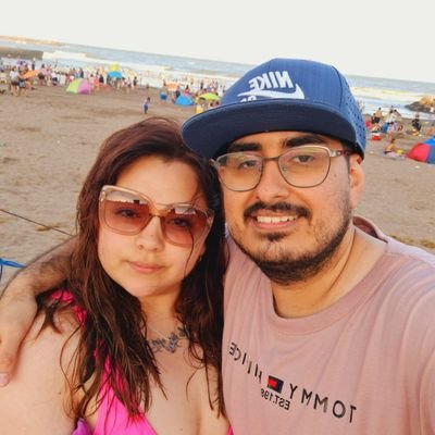 Jesucristo primero. Esposo de una reina. Papá de una princesa.