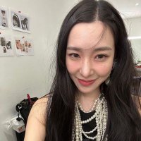 TIFFANY (@hwangmlyeong) 's Twitter Profile