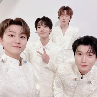 DaYul/다율 (@dayul_fore) 's Twitter Profile