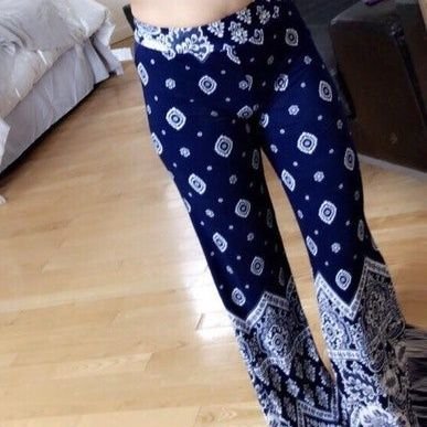 مطلقه من بريده سهرتي ٣٠٠شحن و٣٠٠ عند المقابله الجاد يجي وتس 0595389124