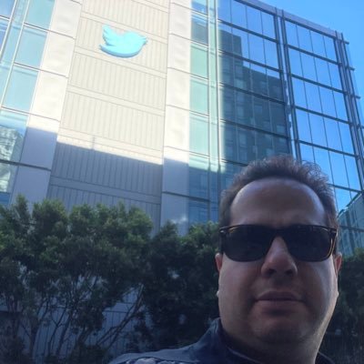 HamedNaseri01's profile picture. Abandoned in Infinity, Marketing and Tech lover