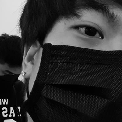 ETpizoPkw's profile picture. 🖤