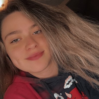 Nicole_Litchen's profile picture. ✨No matter where life takes me find me with a smile pursuit to be happy only laughing like a child✨