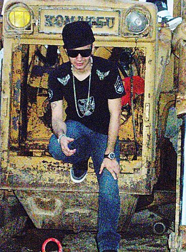 amauryviernes13's profile picture. 